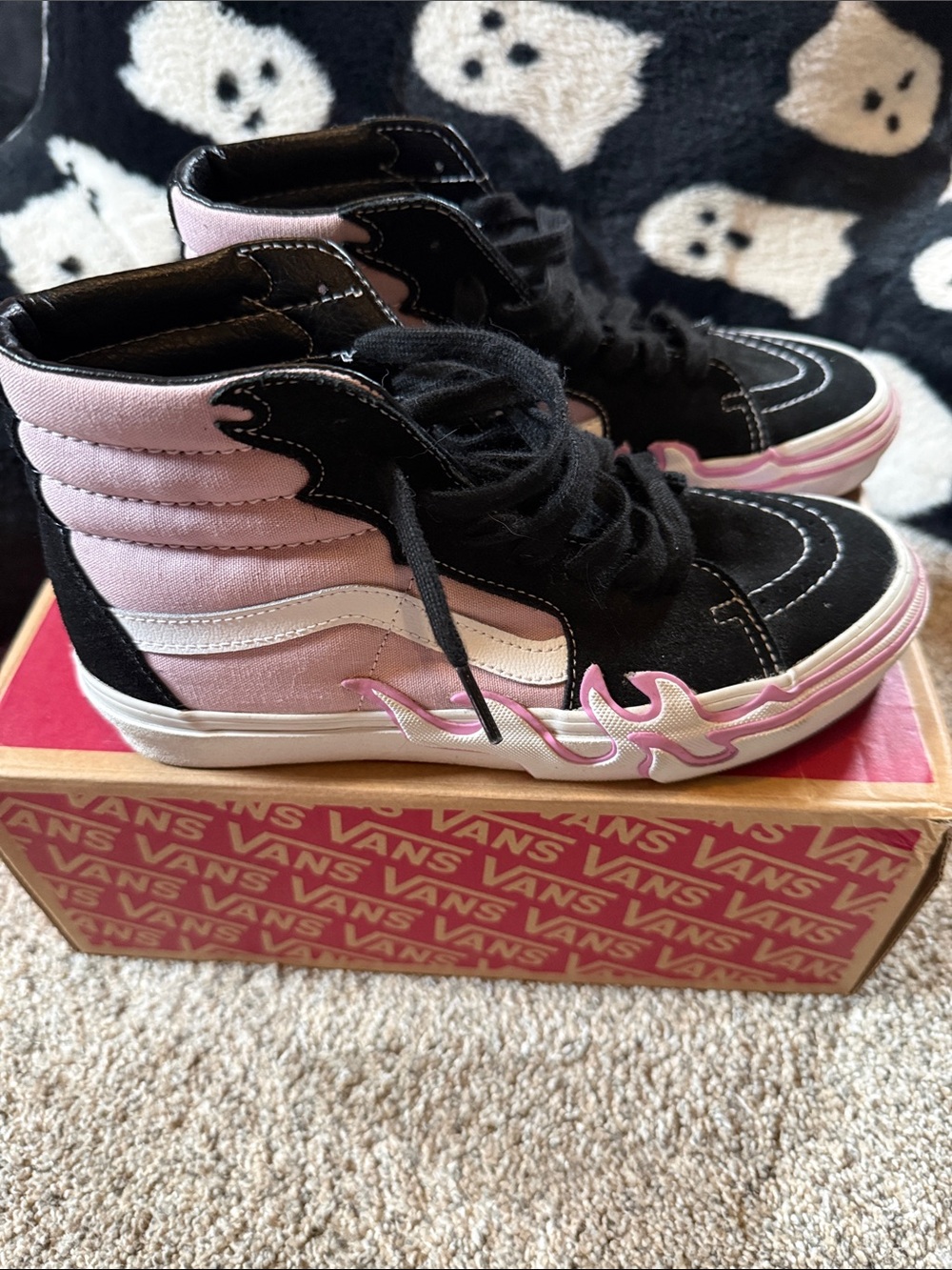 Vans sk8 hi High-Top Sneakers with Pink Flame Accents lilac flame 7.5 men’s 6